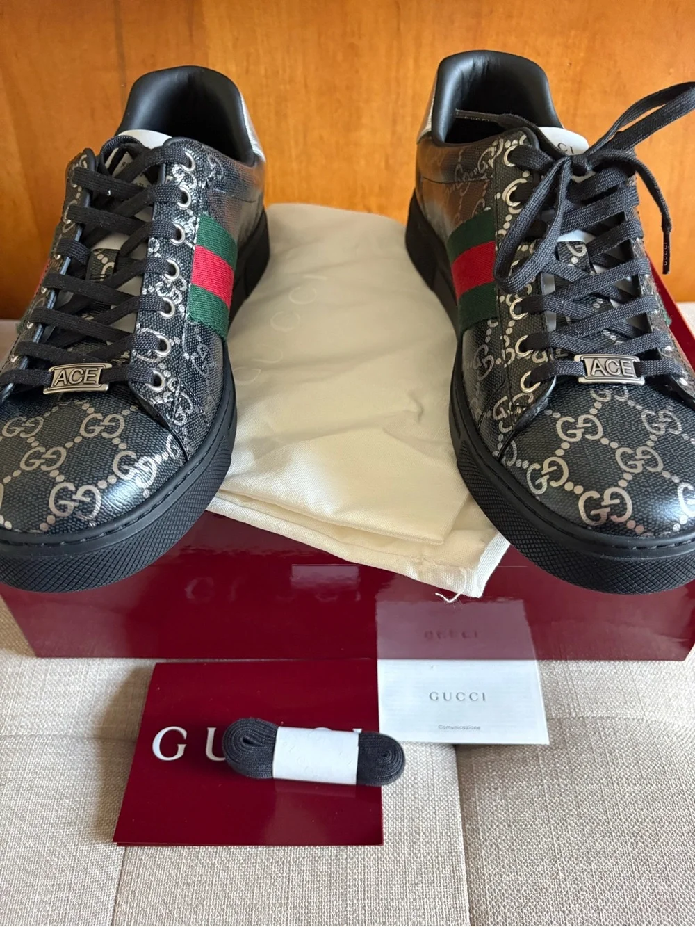 Gucci Black GG Supreme Leather Sneaker with Green-Red Web Stripe